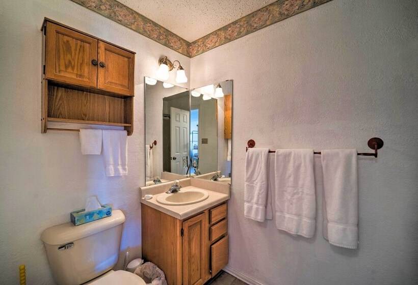 New Mexico Cabin Hideaway W/ Eagle Nest Lake Views