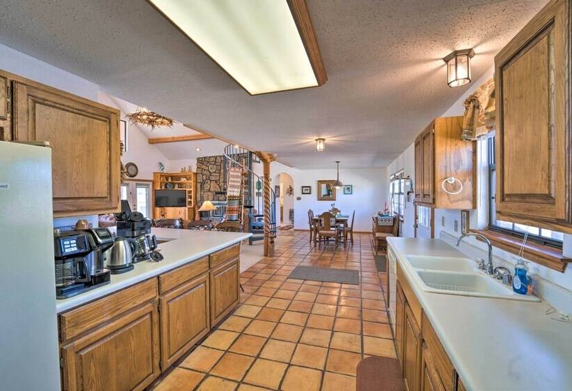 New Mexico Cabin Hideaway W/ Eagle Nest Lake Views