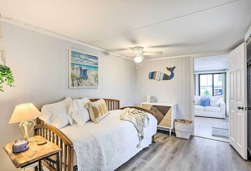 Jensen Beach Home W/ Private Beach Access!