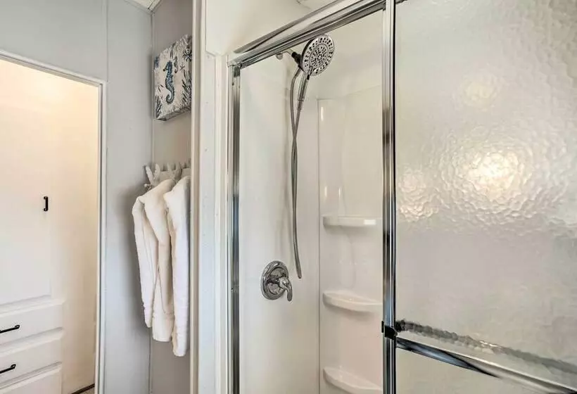 Jensen Beach Home W/ Private Beach Access!