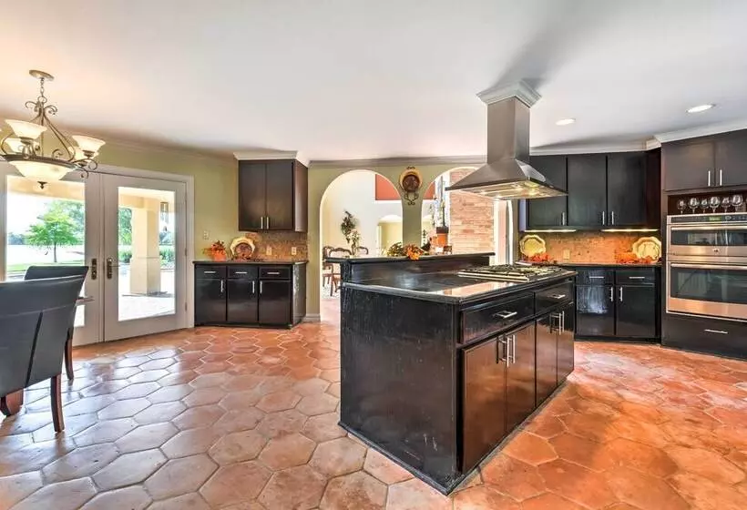 Lakefront Houston House   1 Mi To Space Center!