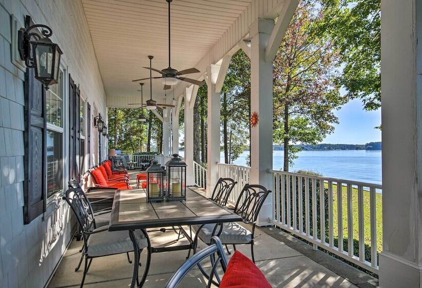 Lakefront Paradise W/ Fire Pit Dogs Welcome!