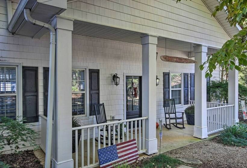 Lakefront Paradise W/ Fire Pit Dogs Welcome!