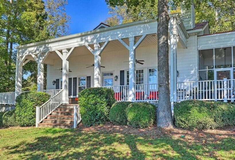 Lakefront Paradise W/ Fire Pit Dogs Welcome!