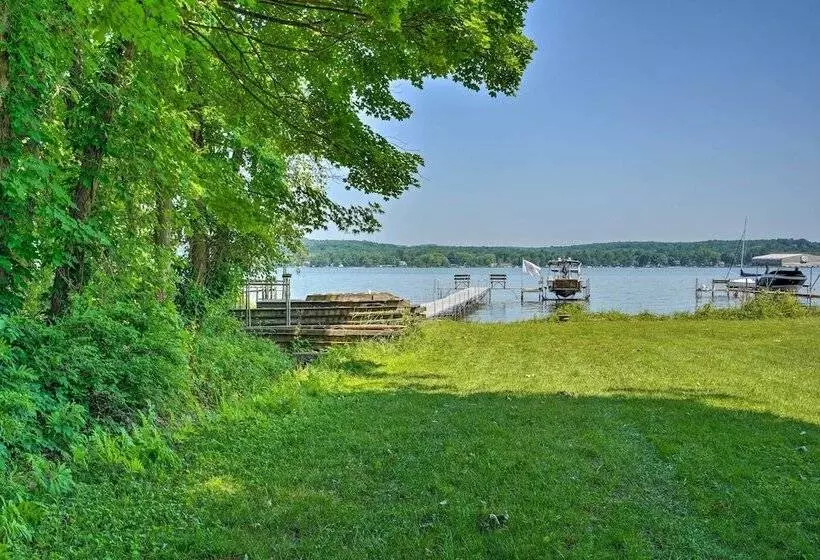 Lovely Lakewood Cottage Near Chautauqua Lake!