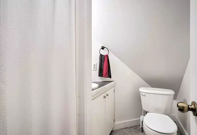 Lovely Lakewood Cottage Near Chautauqua Lake!