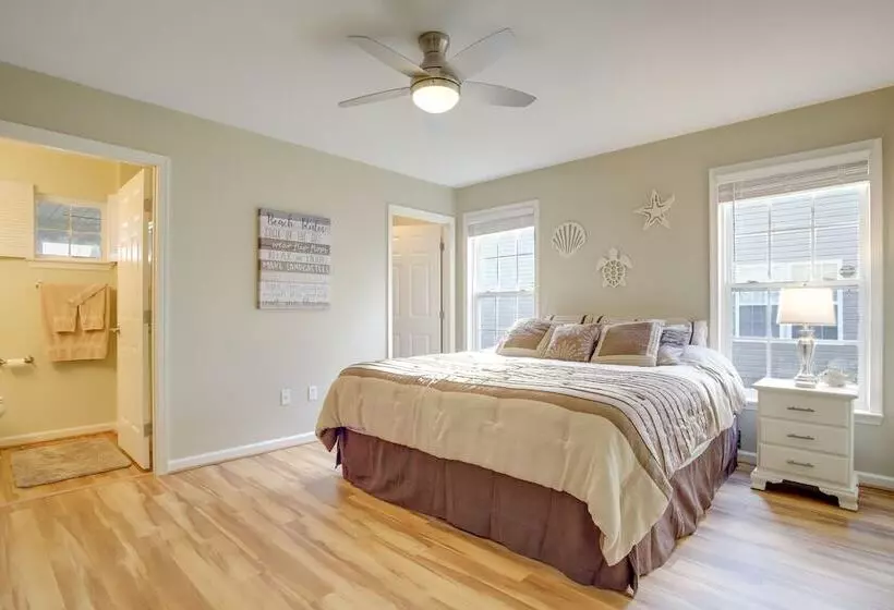 Lovely Ocean View Retreat, 3 Mi To Bethany Beach!