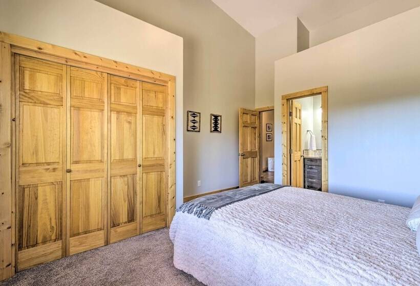 Modern Mtn View Retreat ~ 2 Mi To Ski Resort!