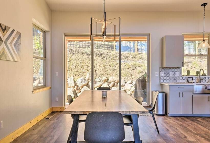 Modern Mtn View Retreat ~ 2 Mi To Ski Resort!