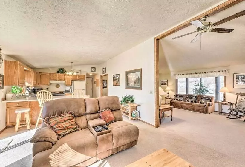 Mountain View Buena Vista Home: 1 Mile To Main St!