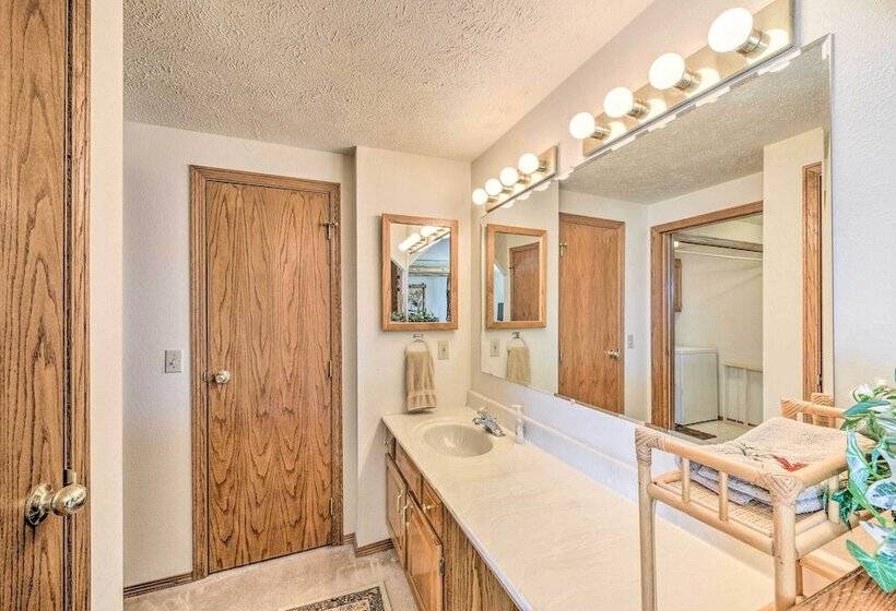 Mountain View Buena Vista Home: 1 Mile To Main St!