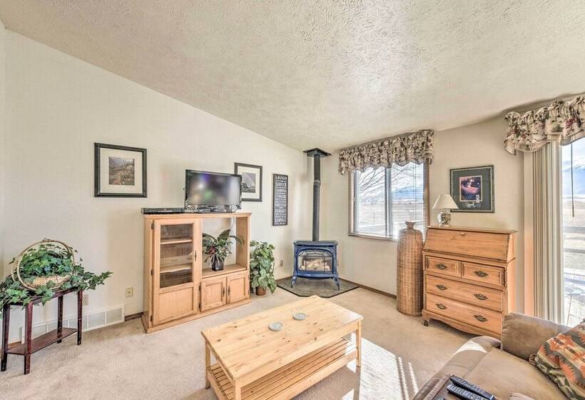 Mountain View Buena Vista Home: 1 Mile To Main St!