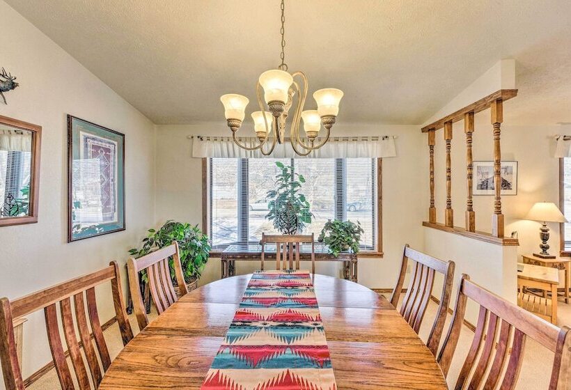 Mountain View Buena Vista Home: 1 Mile To Main St!