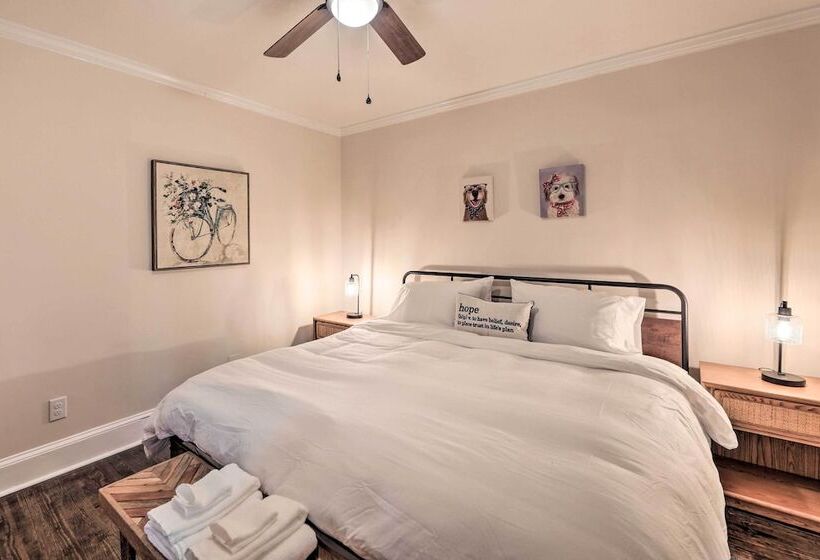 New Bern Retreat W/ Fire Pit ~ 1 Mi To Dtwn!