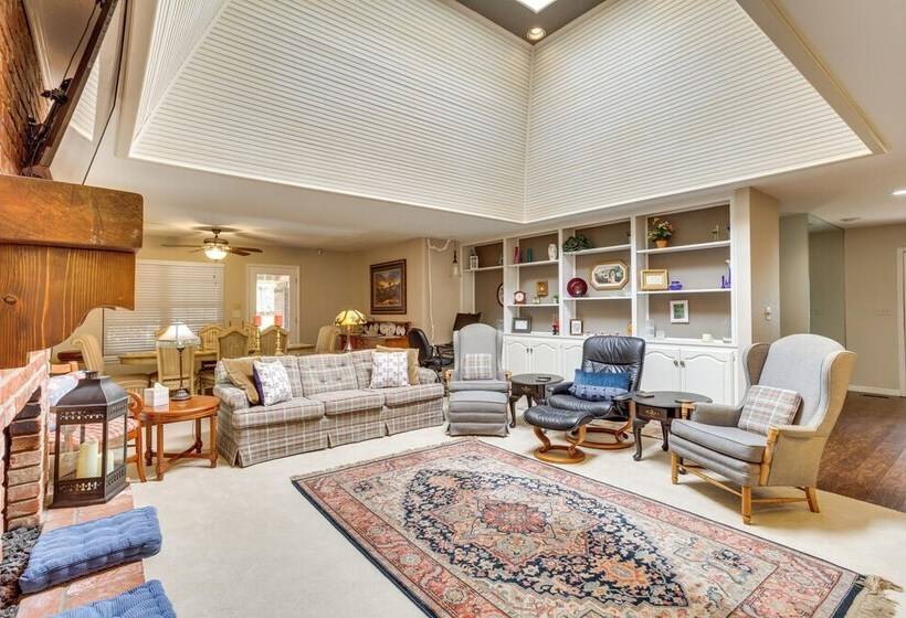 15 Mi To Dtwn: Oklahoma City Family Home