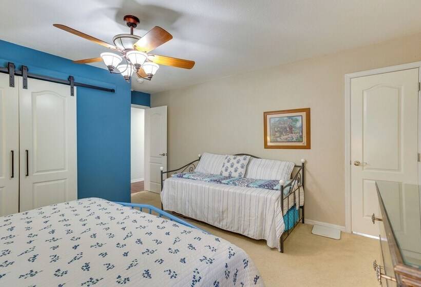 15 Mi To Dtwn: Oklahoma City Family Home