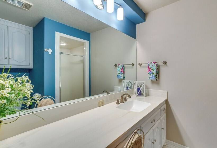 15 Mi To Dtwn: Oklahoma City Family Home