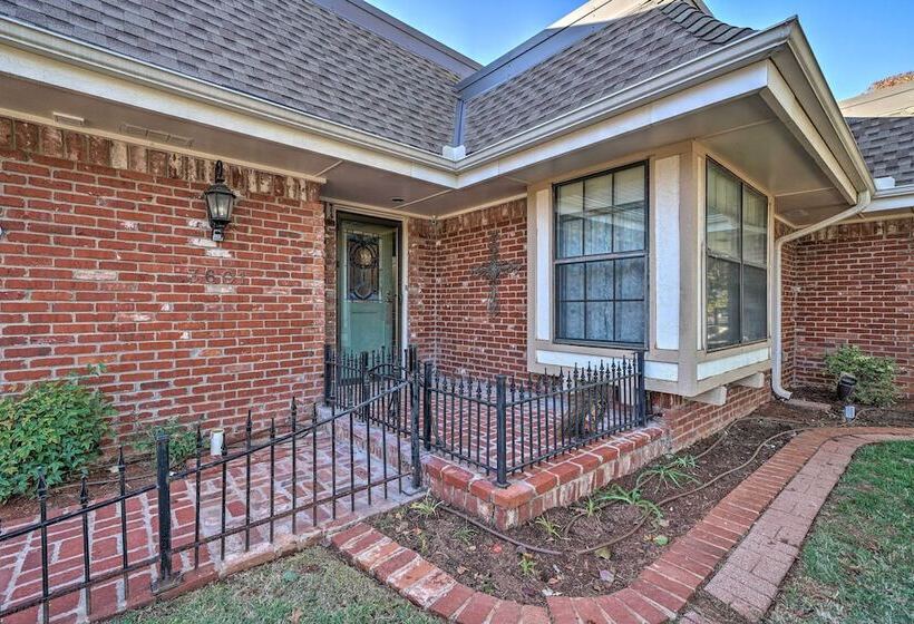 15 Mi To Dtwn: Oklahoma City Family Home