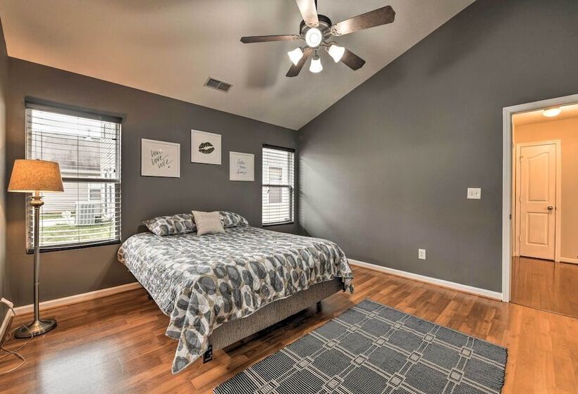 Pet Friendly Retreat W/ Yard: ~ 8 Mi To Downtown!