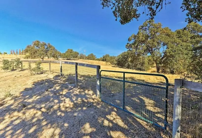 Pleasant Valley Wine Trail Home   Near Paso Robles