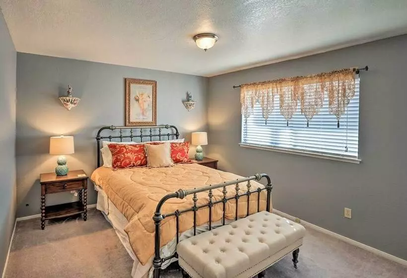 Pleasant Valley Wine Trail Home   Near Paso Robles