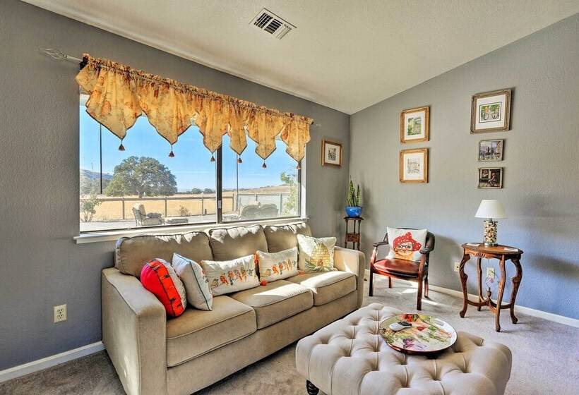 Pleasant Valley Wine Trail Home Near Paso Robles