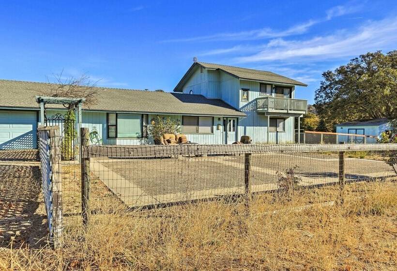 Pleasant Valley Wine Trail Home Near Paso Robles