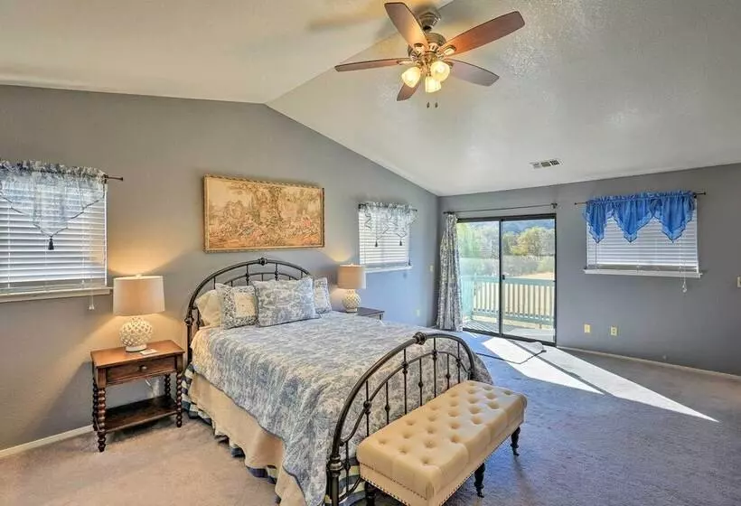 Pleasant Valley Wine Trail Home   Near Paso Robles