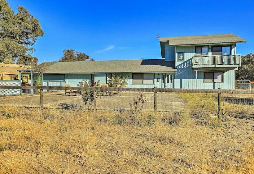 Pleasant Valley Wine Trail Home Near Paso Robles