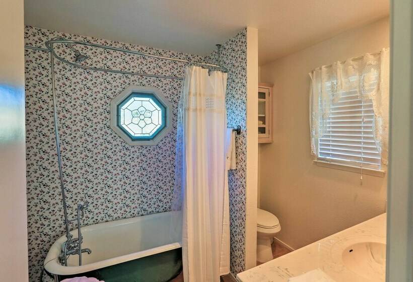 Pleasant Valley Wine Trail Home Near Paso Robles