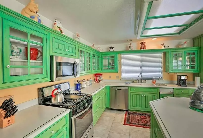 Pleasant Valley Wine Trail Home   Near Paso Robles