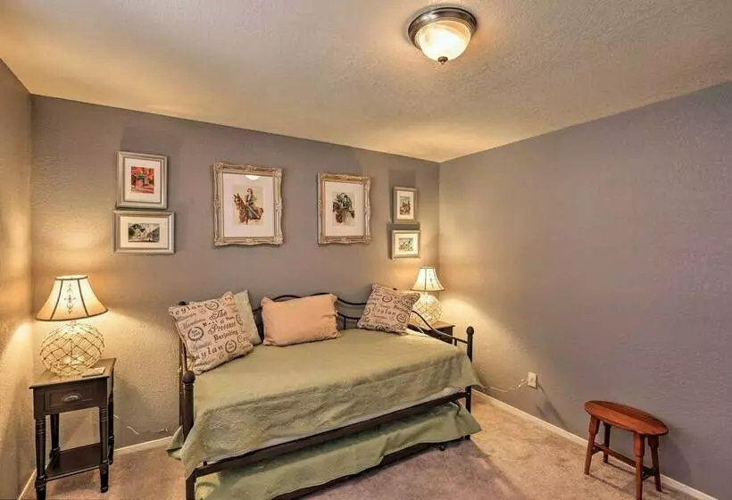 Pleasant Valley Wine Trail Home   Near Paso Robles