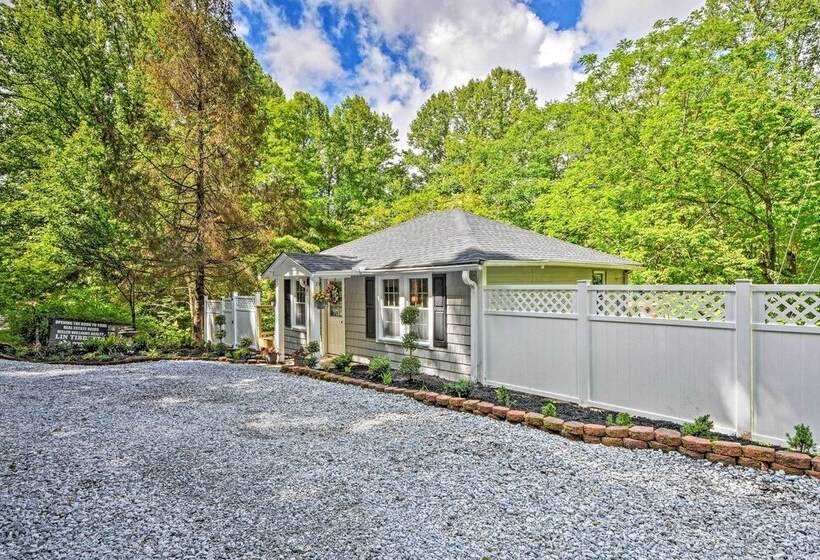 Renovated Highlands Cottage 3 Miles To Downtown!