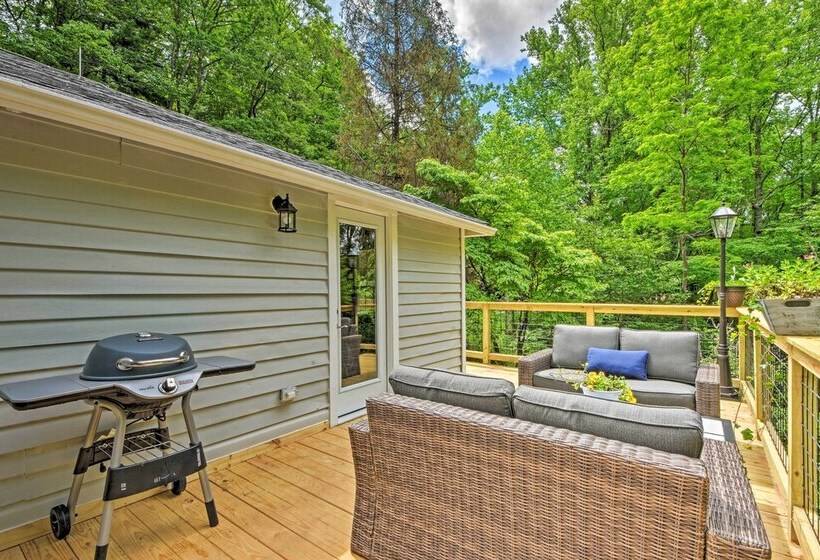 Renovated Highlands Cottage 3 Miles To Downtown!