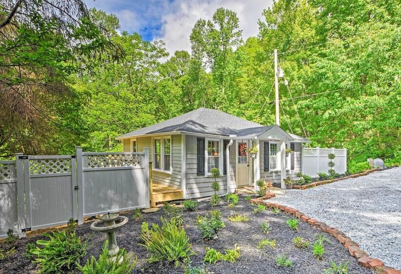Renovated Highlands Cottage 3 Miles To Downtown!