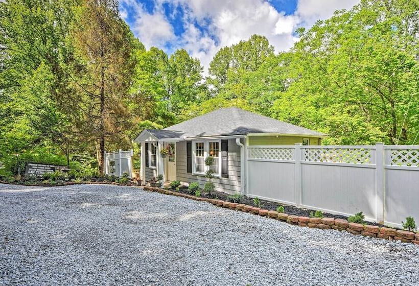 Renovated Highlands Cottage 3 Miles To Downtown!