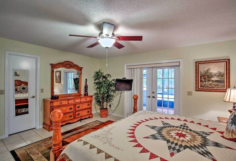 Riverfront Dunnellon Home W/ Private Dock!