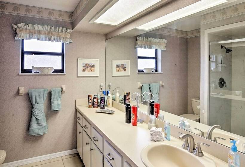 Riverfront Dunnellon Home W/ Private Dock!