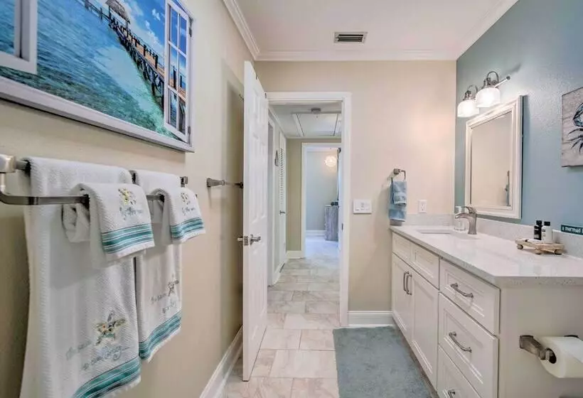 Riverview Homosassa Escape W/ Dock + Lanai!