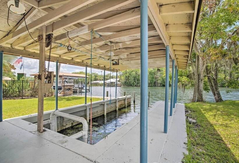 Riverview Homosassa Escape W/ Dock + Lanai!
