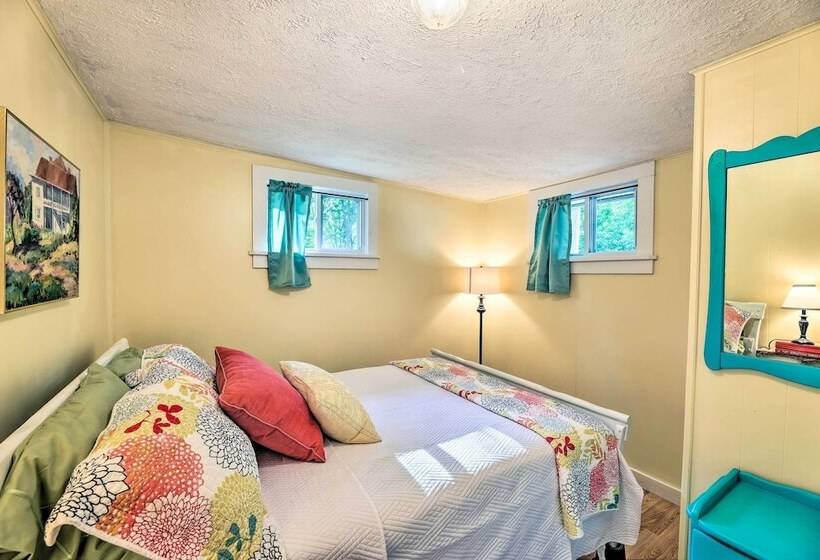 Rustic Hideaway W/ Fire Pit < 1 Mi To River!