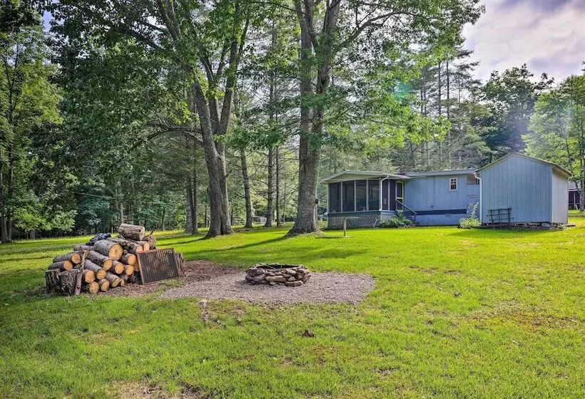 Rustic Hideaway W/ Fire Pit < 1 Mi To River!