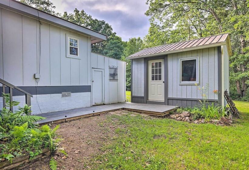 Rustic Hideaway W/ Fire Pit < 1 Mi To River!