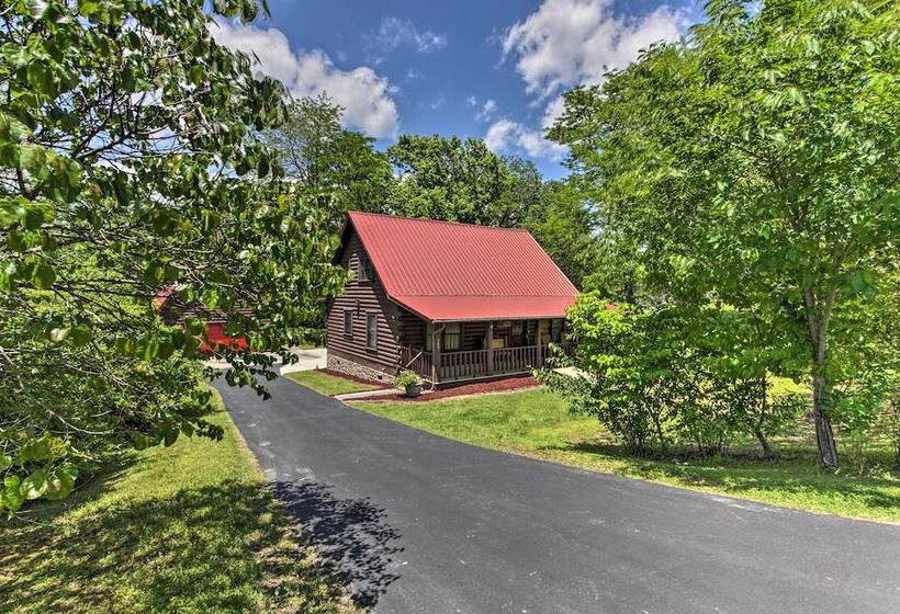 Rustic Cabin W/ Screened Deck: 8 Mi To Dollywood