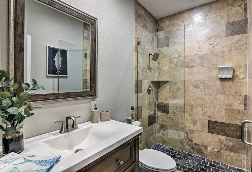 Secluded Seabrook Waterfront Home W/ Patio!