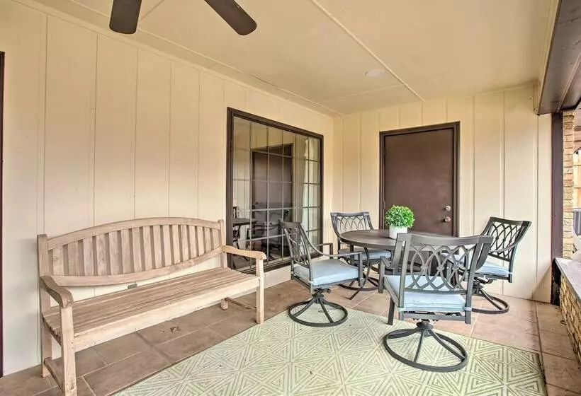 Spacious Bethany Home Near Lake Overholser!