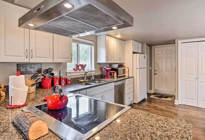 1 Mi To Quandary Trail: Idyllic Breckenridge Cabin