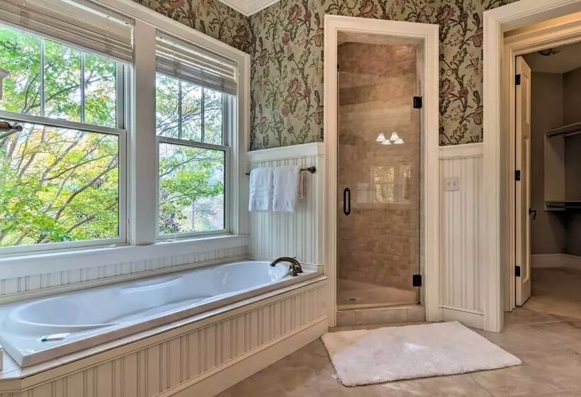 Pool & Mountain Views: Stunning Mill Spring Home!