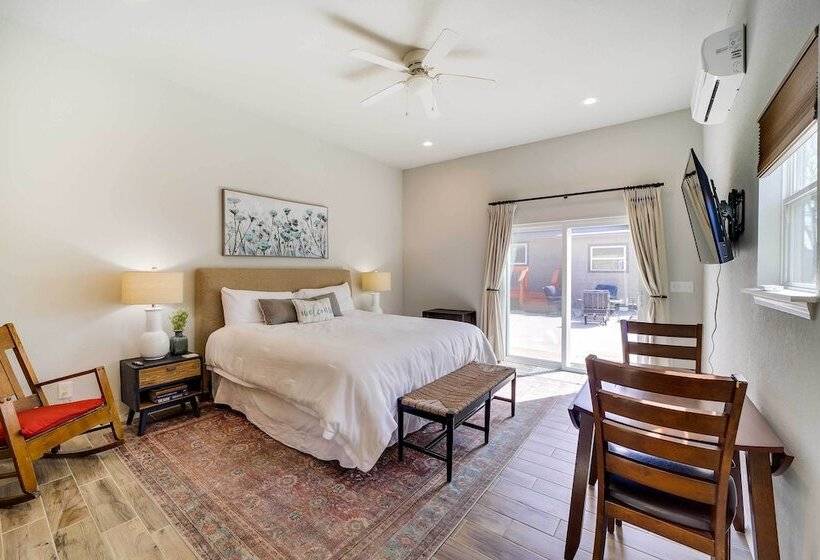 Tulsa Vacation Home ~ 3 Mi To Downtown