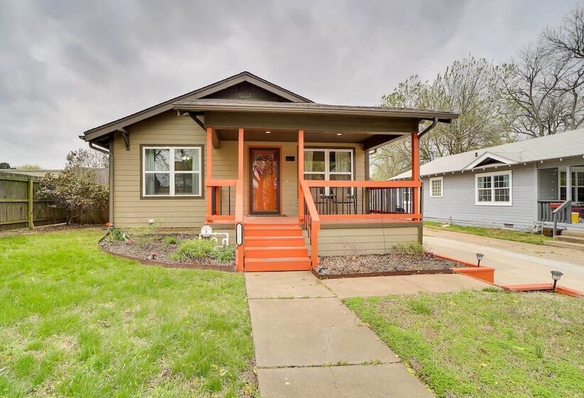 Tulsa Vacation Home ~ 3 Mi To Downtown